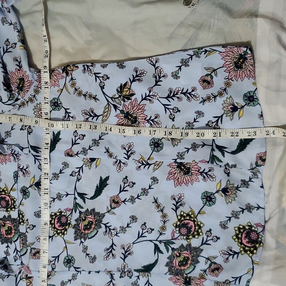 Banana Republic Factory Women’s Blue Floral Print Ruffle Peasant Top Size S - Picture 10 of 10